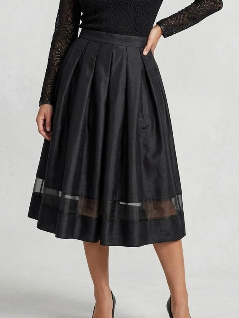 Elegant Evening Black Pleated Flare Skirt with Tulle – Size 6/S